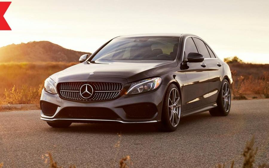 Mercedes-Benz C300 4Matic AMG Line on HRE Wheels (FF04) '2017